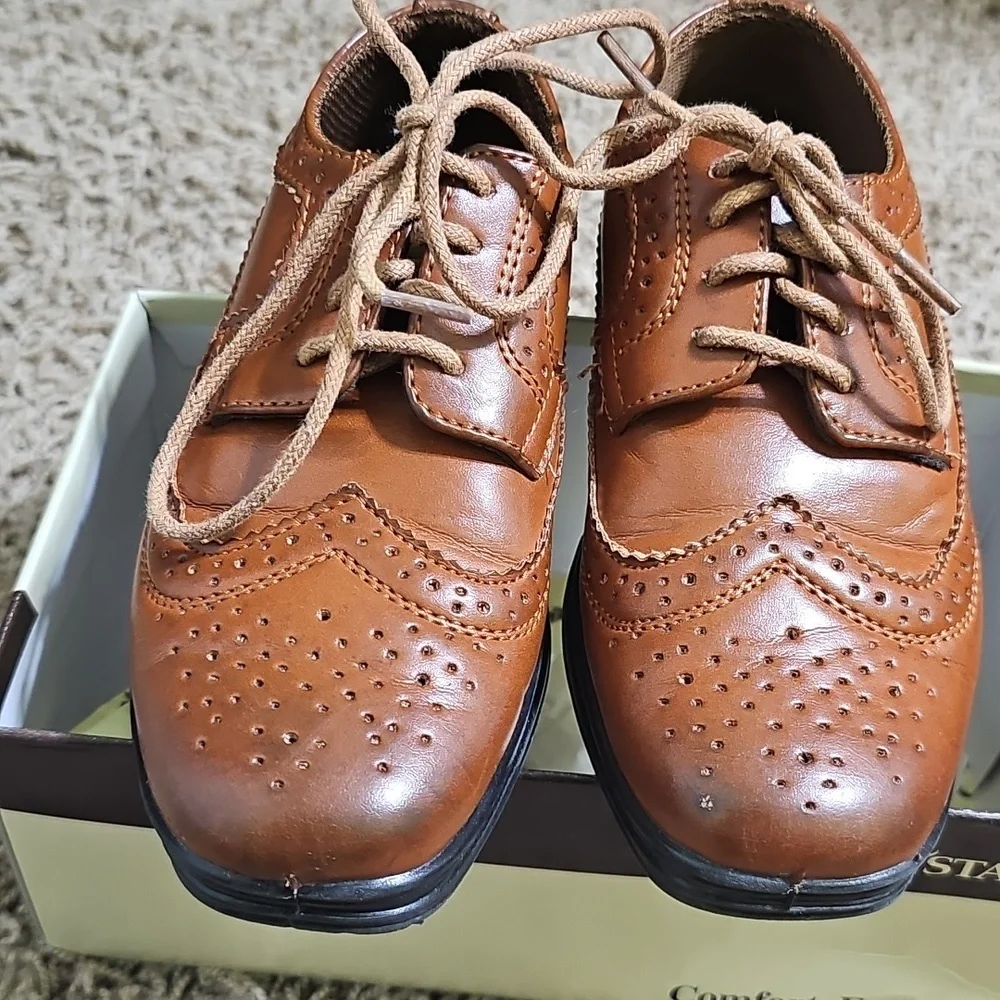 Deer Stags Boy's Brown Ace Wing Tip Oxford Shoes Lace Up - Picture 2 of 8